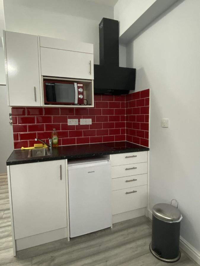 Comfortable - Cosy - Budget Studios In City Center Londres Exterior foto